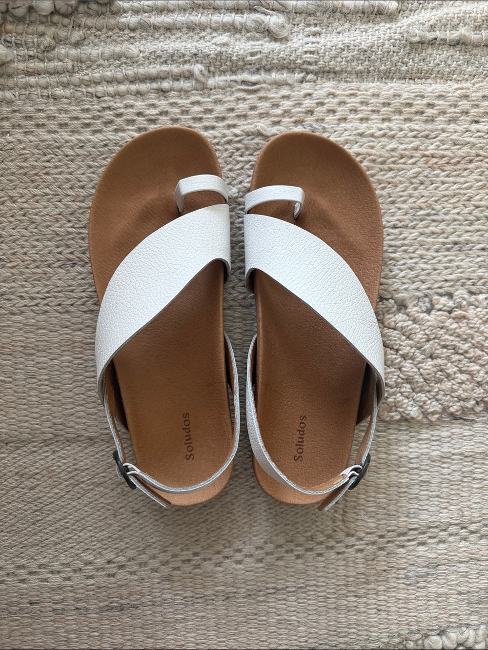 Soludos Maya Sanadal: White and Tan Cross-Strap Toe-Ring Sandals